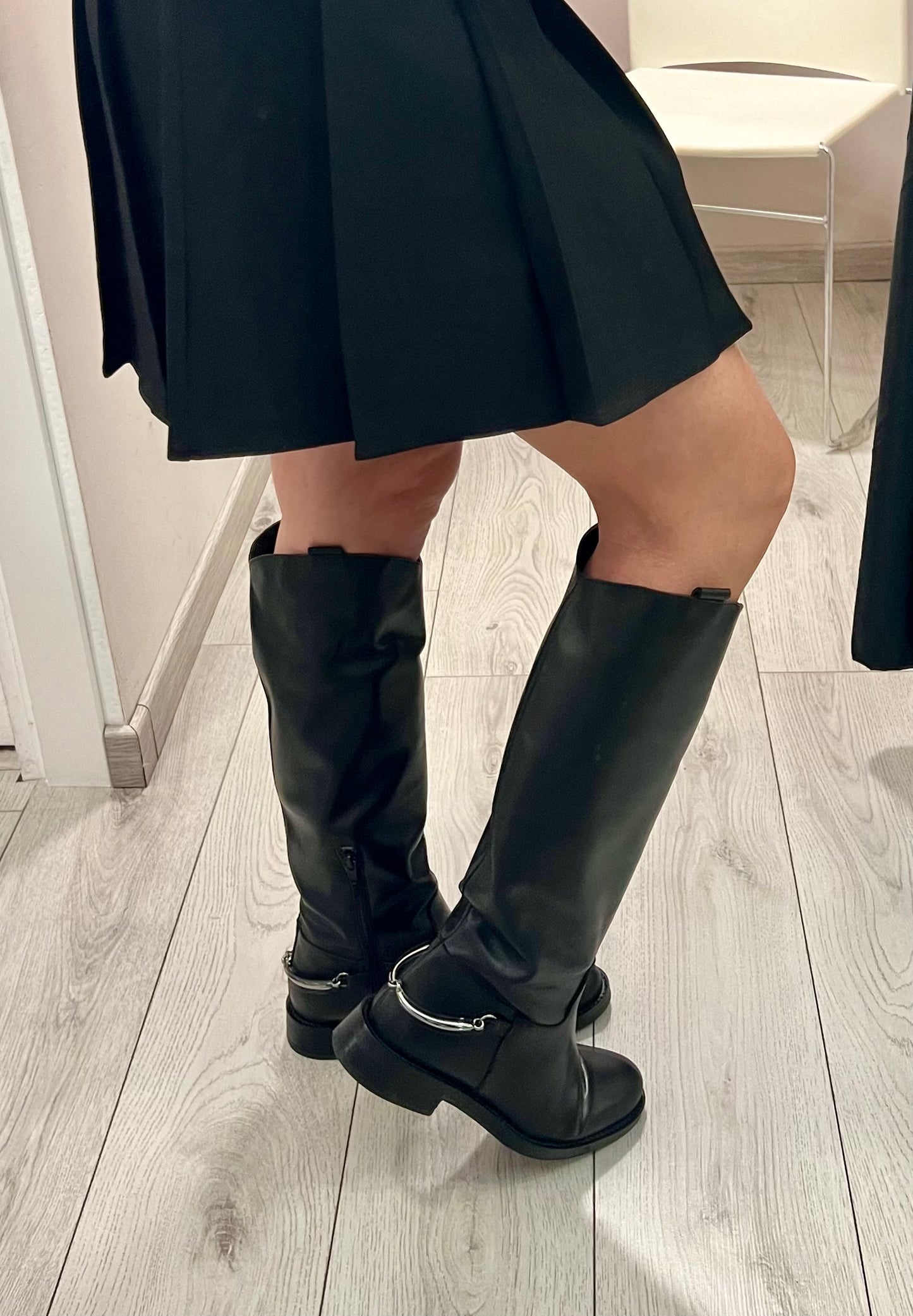 Stivale DIVINE FOLLIE alto nero in pelle
