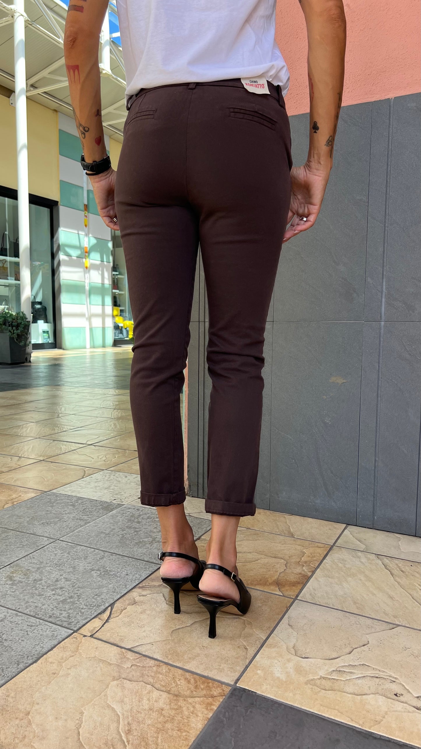 Pantalone slim Kontatto moro