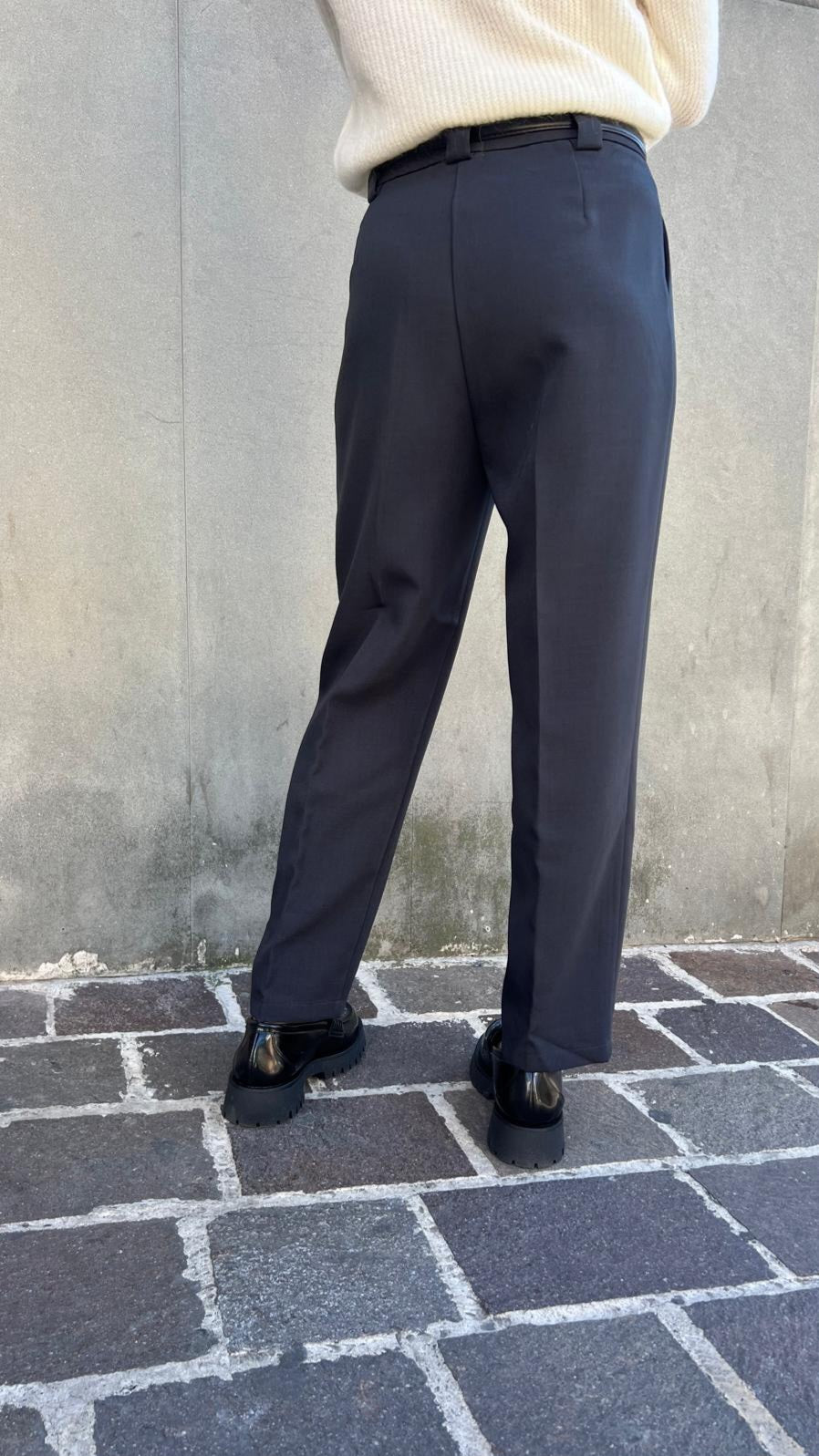 Pantaloni con cintura LILI SIDONIO