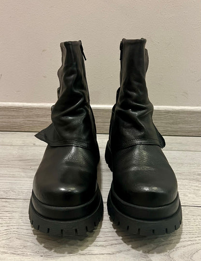 Anfibio DIVINE FOLLIE in pelle nero