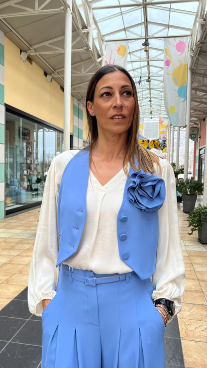 Gilet con fiore decorativo IMPERIAL LD42LHX