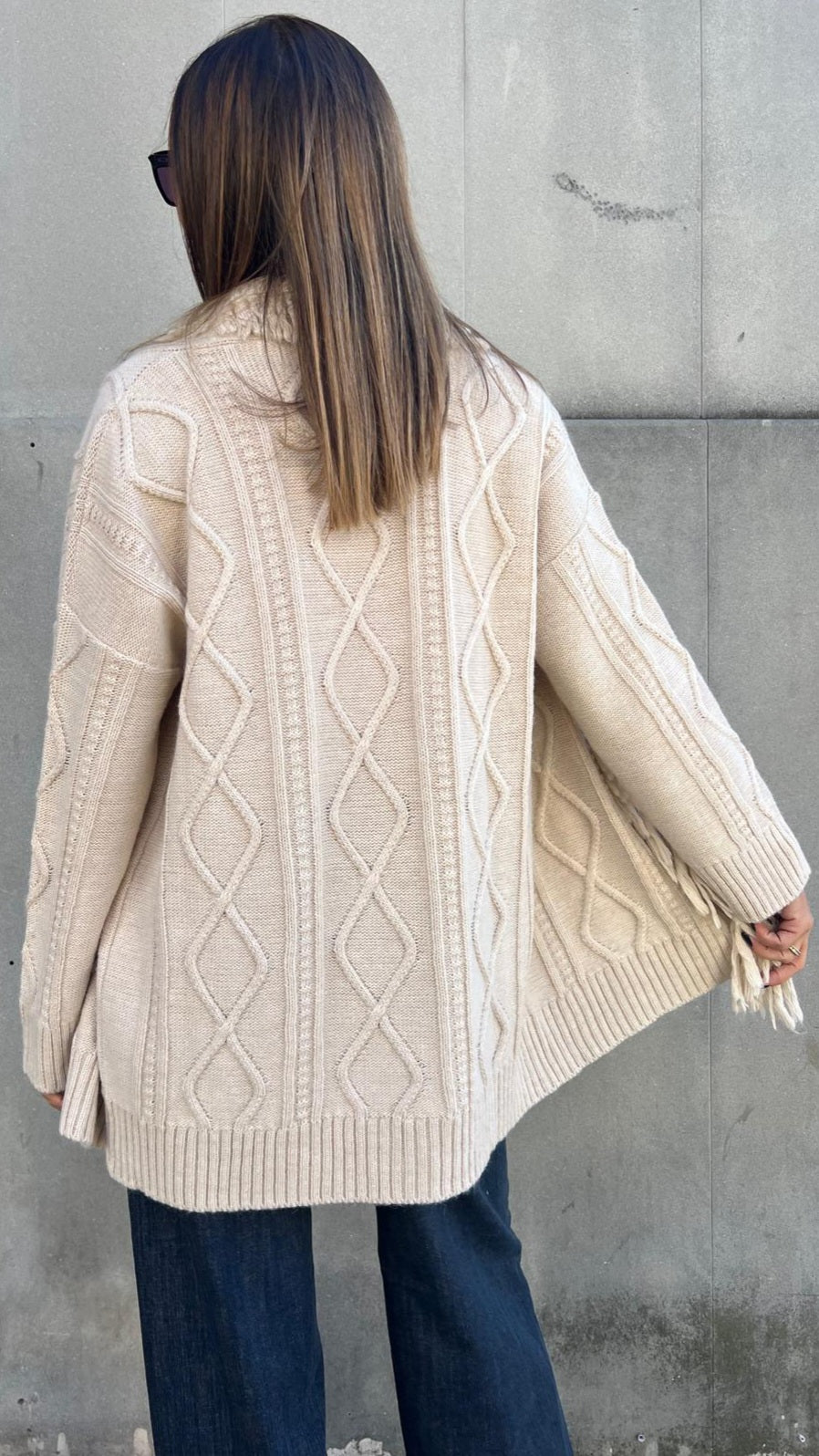 Cardigan con frange KONTATTO