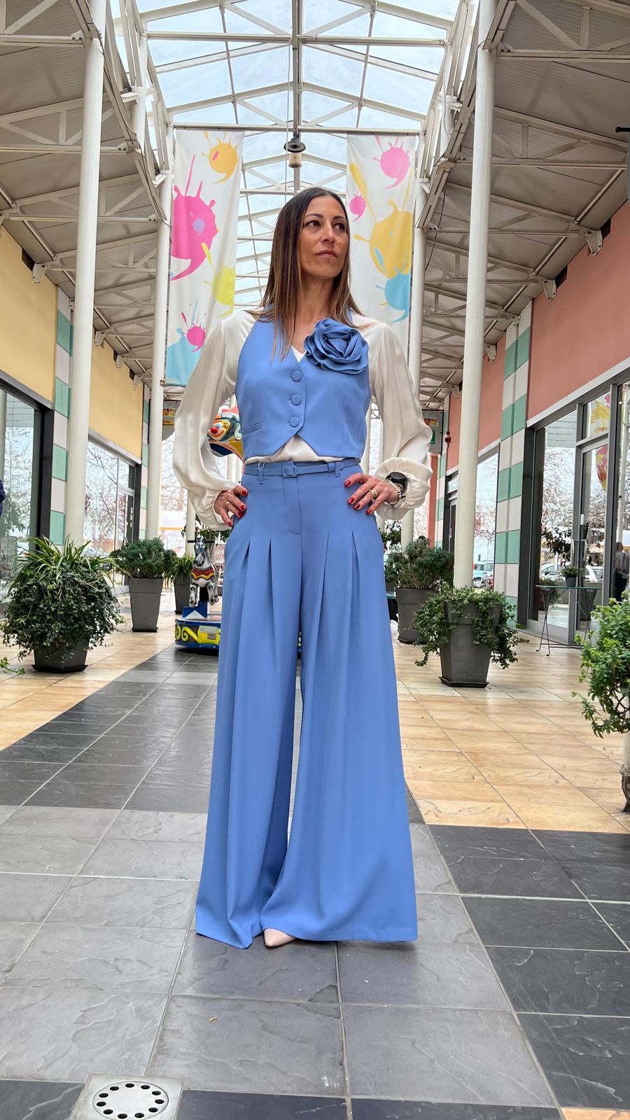 Gilet con fiore decorativo IMPERIAL LD42LHX