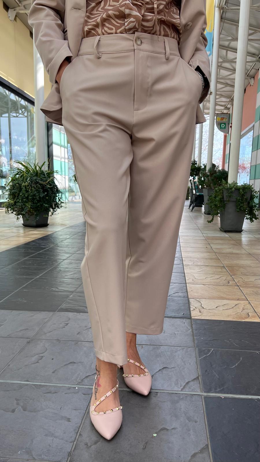 Tailleur con pantalone sigaretta HAVE- ONE