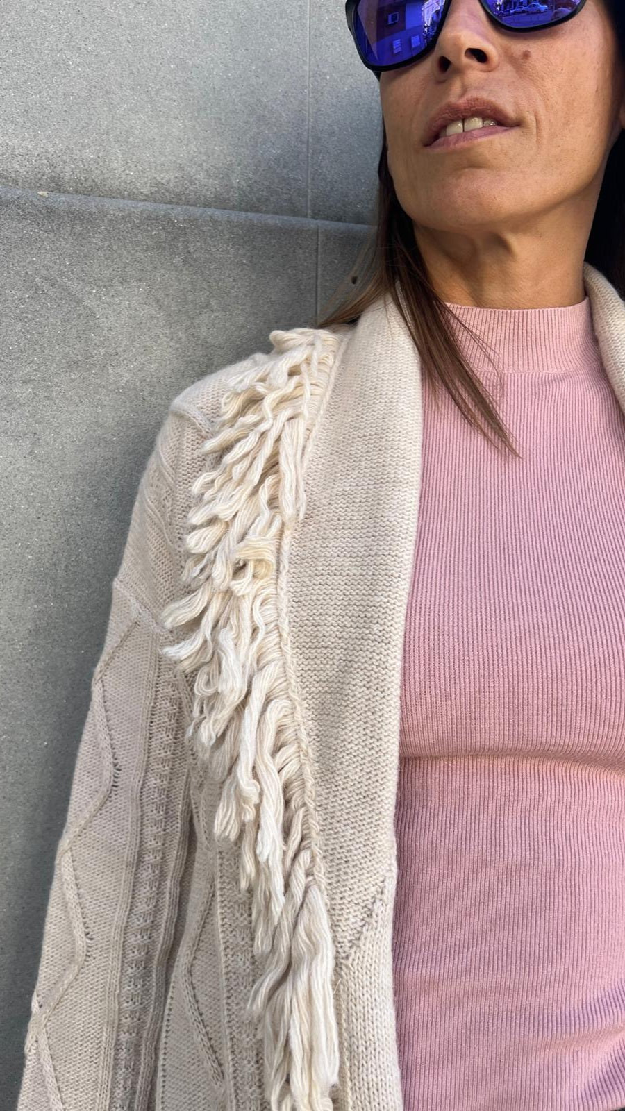 Cardigan con frange KONTATTO