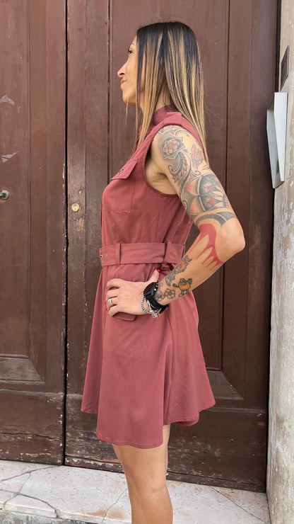 Abito corto con tasche e cintura MARKUP MW1610204