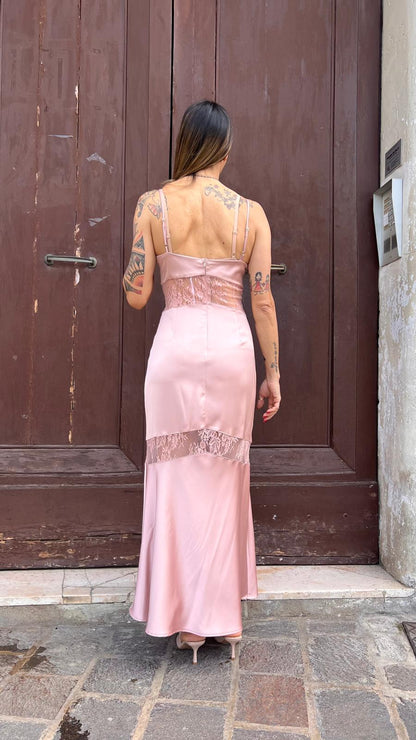 Abito con inserti in pizzo IMPERIAL AFZGLBA