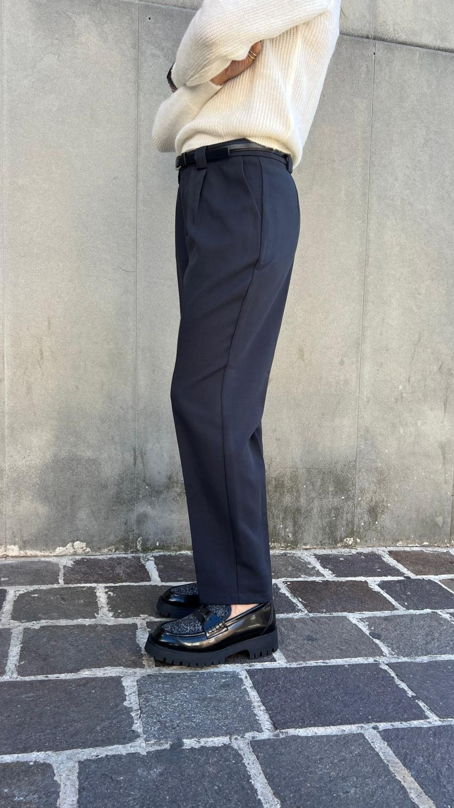 Pantaloni con cintura LILI SIDONIO