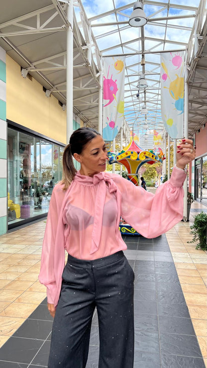 Camicia con fiocco KONTATTO