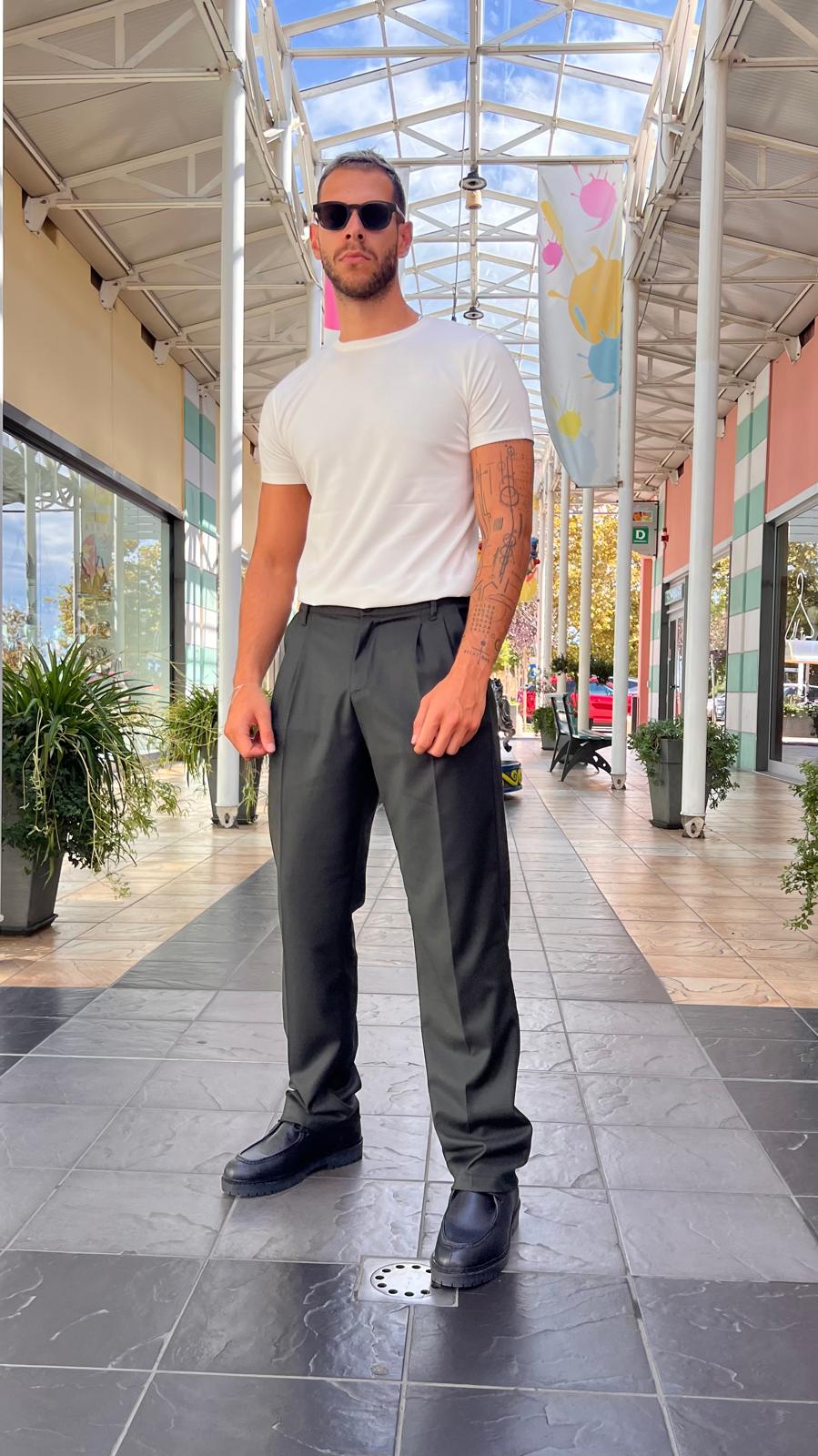Pantaloni regular-fit con pinces PD3MMBV