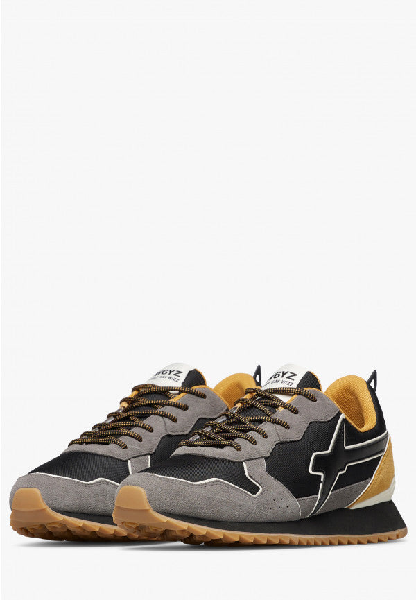 Sneakers Jet-M. W6YZ