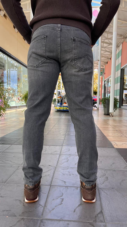 Jeans slim fit MSC 15DM100-05201